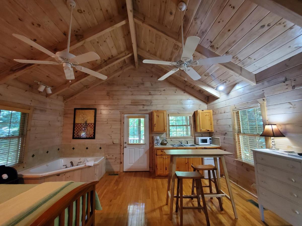 New River Trail Cabins 갈락스 외부 사진